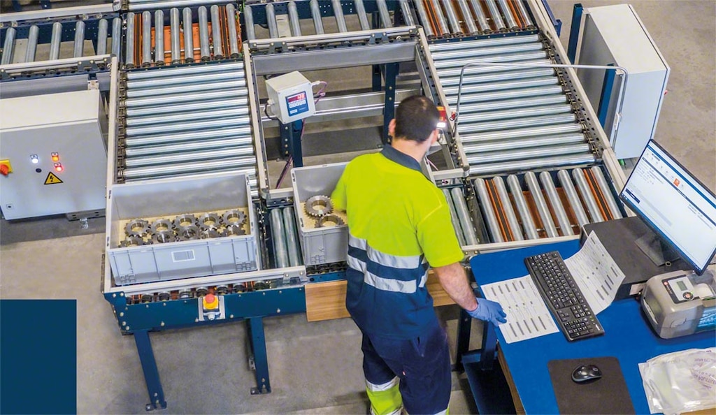El El sistema WMS de gestión de almacenes garantiza la supresión de errores en el cluster picking