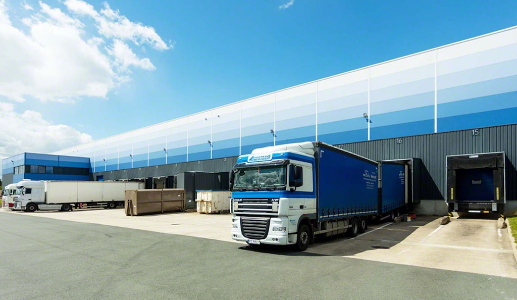 La logística verde impulsa el uso de estrategias sostenibles en el transporte y almacenamiento de mercadería