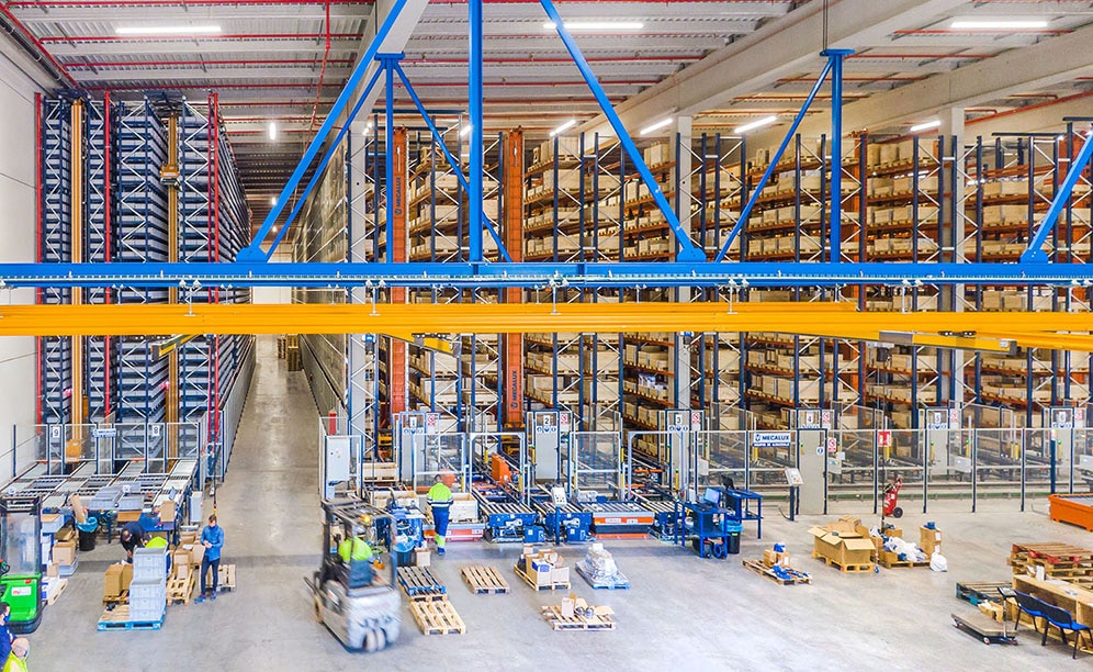 Industrias Yuk: centralización logística, cinco depósitos en uno con miles de referencias Industrias Yuk: centralización logística, cinco depósitos en uno con miles de referencias