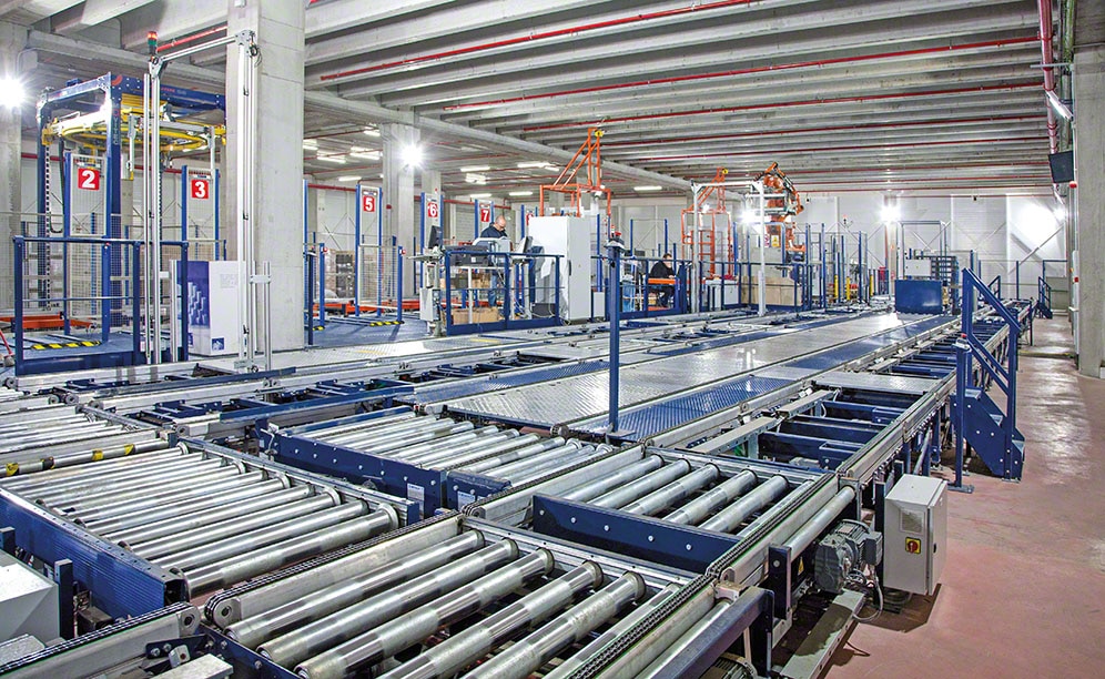 Nupik Internacional: logística centralizada, interconectada y automática Nupik Internacional: logística centralizada, interconectada y automática