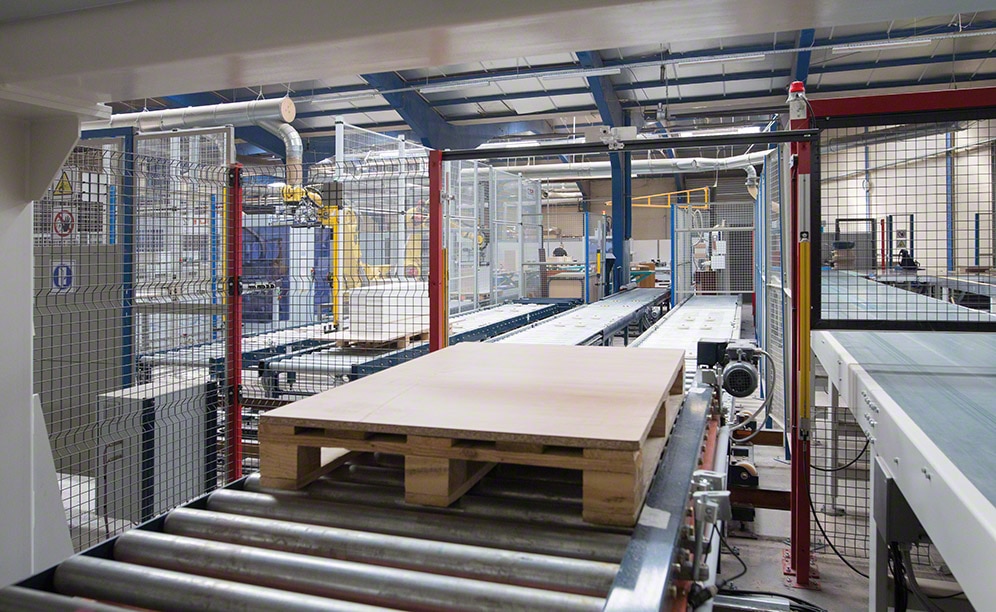 El fabricante de muebles Euréquip automatiza sus procesos de producción El fabricante de muebles Euréquip automatiza sus procesos de producción