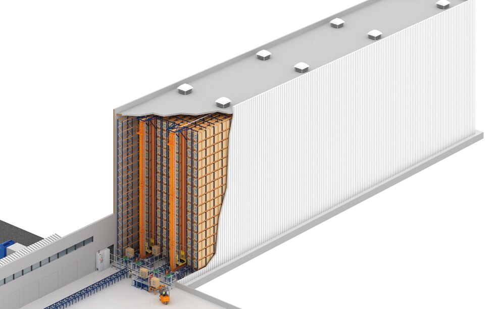 Mecalux ha proyectado e instalado para Novamed un almacén automático autoportante de 20 m de altura en Brasil