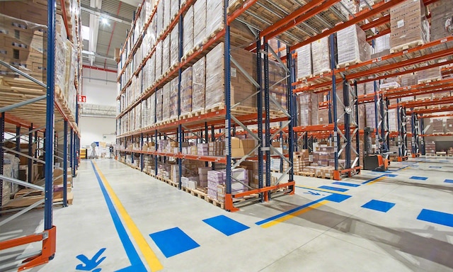 Racks selectivos de Bomi Group para productos médicos y farmacéuticos