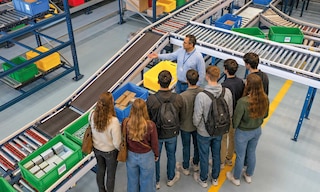 ‘Learning factory’ en logística: experiencia práctica en un depósito automático