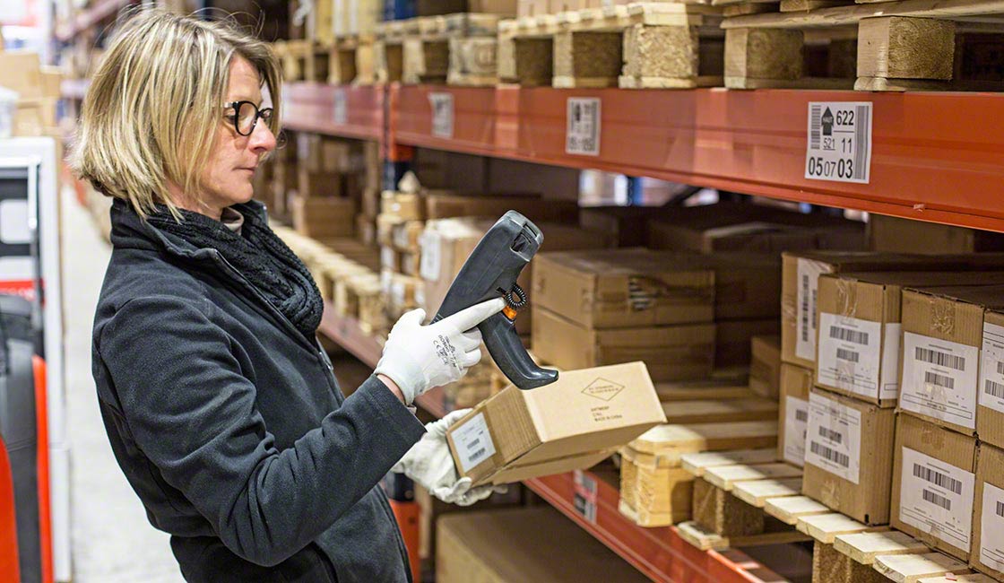 El case picking es ideal para mover grandes volúmenes de SKU a un ritmo medio o rápido