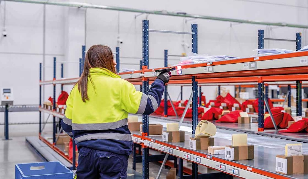 Automatizar el picking mejora la velocidad, la precisión y la productividad del depósito