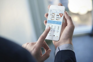 Una plataforma de comercio unificado combina punto de venta, móvil, web y centro de llamadas en una única plataforma integrada