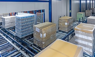 La estabilización de pallets mantiene la mercadería unida y estable durante toda la cadena logística