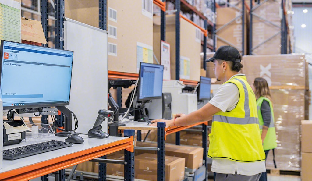 El sistema de gestión de depósitos controla y coordina las operativas de las instalaciones automáticas