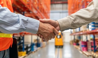 El SLA en logística es un contrato firmado entre un proveedor de servicios y un cliente