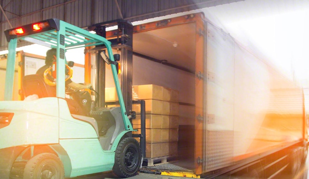 El sistema TMS optimiza rutas, reduce las distancias recorridas y maximiza el uso eficiente de recursos