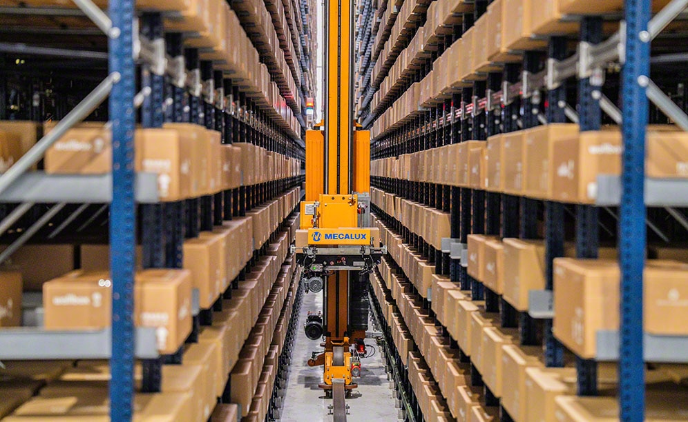 Depósito automático para cajas en las instalaciones de Wallbox