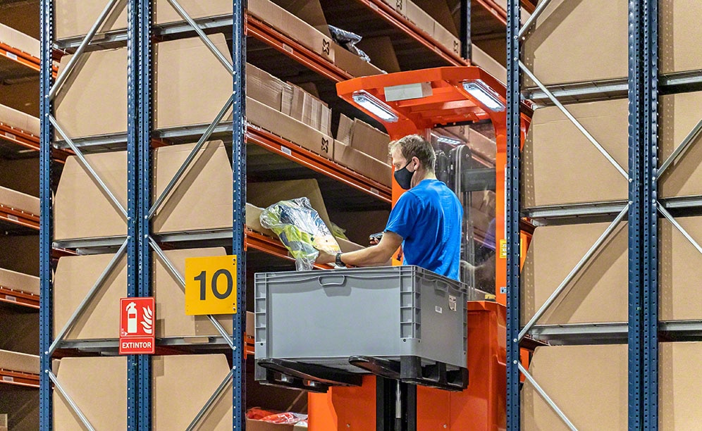 Easy WMS organiza la preparación de pedidos en el depósito de Würth Modyf Easy WMS organiza la preparación de pedidos en el depósito de Würth Modyf