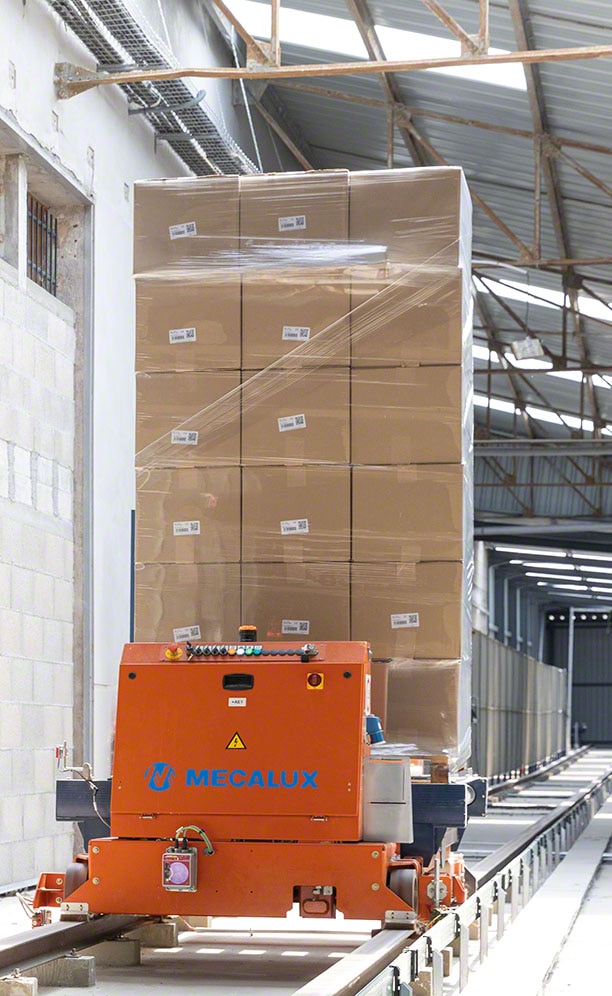 Falk Toys conecta su depósito y producción con una lanzadera