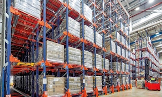 EOL revoluciona la logística de su aceite embotellado en el depósito del Reino Unido