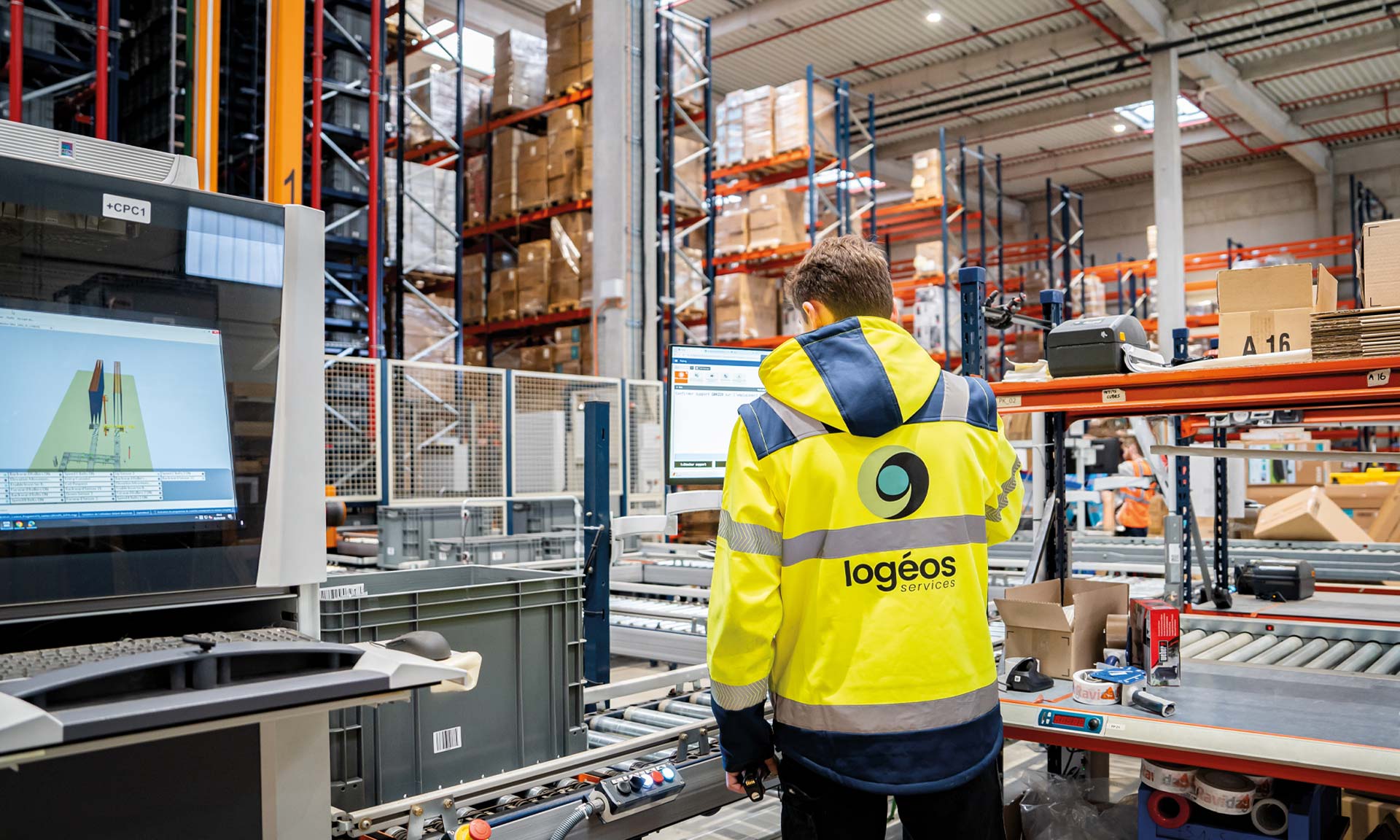 Depósito para un 4PL multicliente con 9.000 pedidos diarios