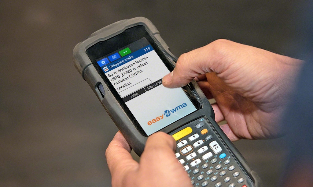 Depósito de productos odontológicos de Prodent con Easy WMS de Mecalux